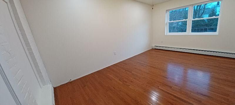 1st image of 121 W Main St #2