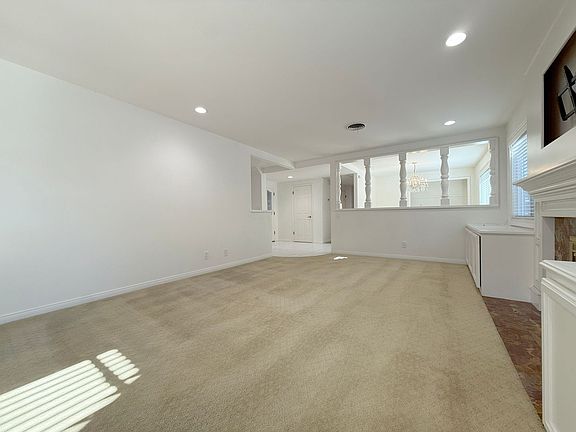 5th image of 3095 Platte Dr
