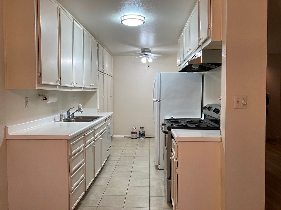 1st image of 277 Pleasant St Unit 116