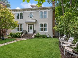 564 Arbor Vitae Rd, Winnetka, IL 60093