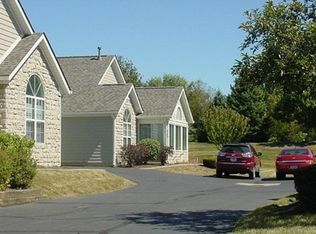 6389 Pinehurst Pointe, Westerville, OH 43082