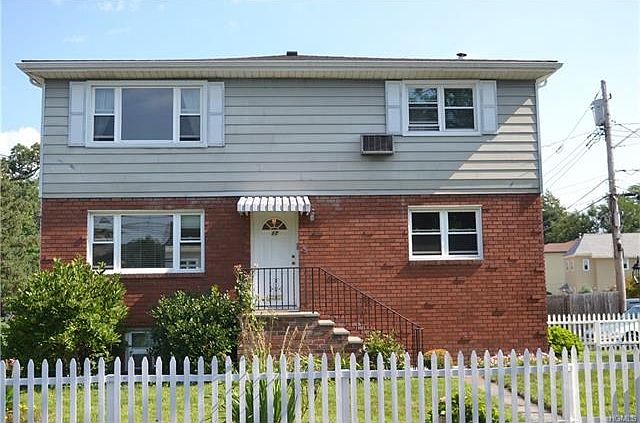1st image of 17 Marion Pl