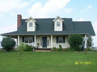 7128 N Bear Wallow Rd, Maysville, KY 41056
