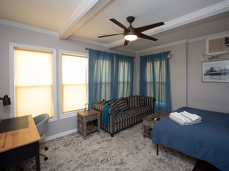 4731 Beach 47 St #2 — Photo 92