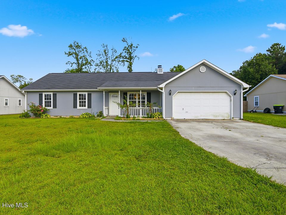 1st image of 115 Daphne Drive