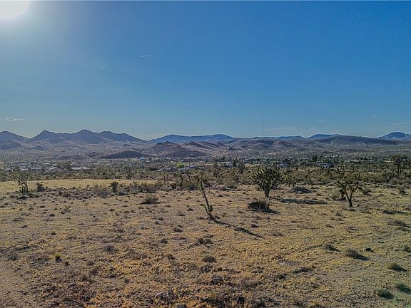 2nd image of 319-13-268 N PIERCE FERRY Road