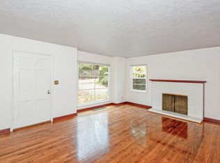 7820 SW Walnut Ln, Portland, OR 97225