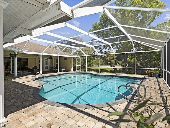 2nd image of 7294 Pelas Cir