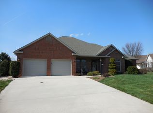 6267 Crooked Stick Ln, Fayetteville, PA 17222
