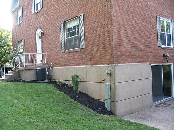 partial patio, ground