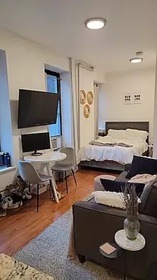 Rented by CNC-Assets | media 6