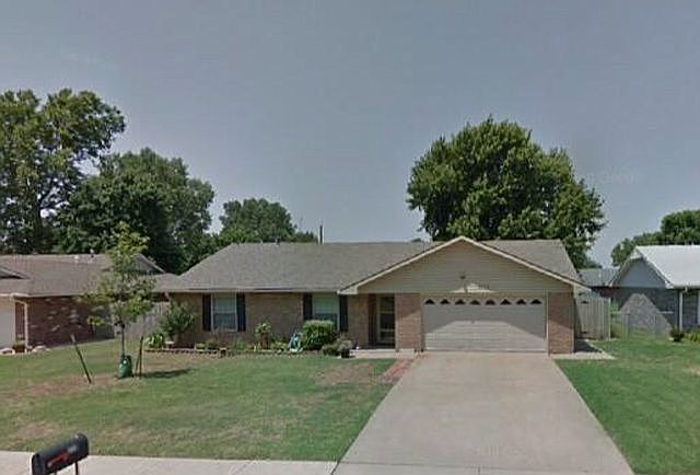 1st image of 2512 Bonnie Dr