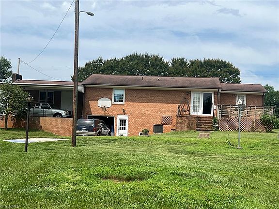 5th image of 455 Cave Rd