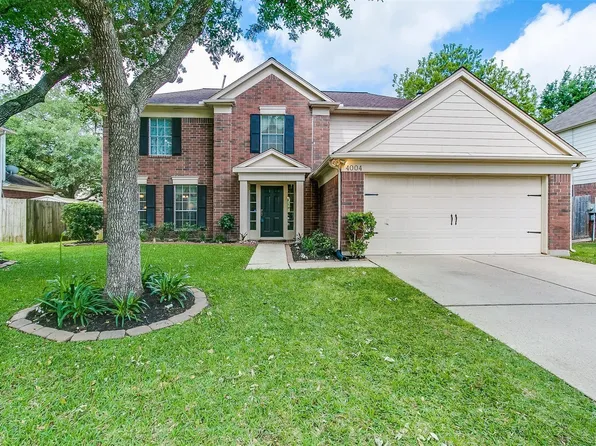 4004 Spring Branch Dr E, Pearland, TX 77584
