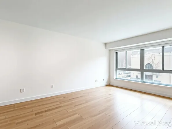 171 West 131st Street image 4 of 11