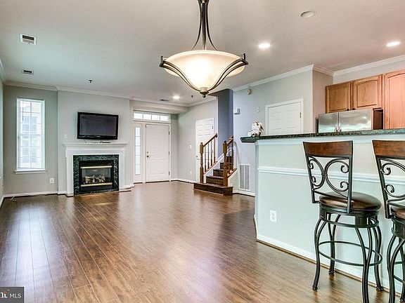 4th image of 8925 Milford Haven Ct