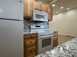 R106 Lincoln St #D, Medford, OR 97501