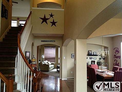 4th image of 3708 Saint Johns Dr