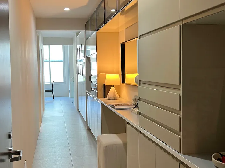 220 Lombard St #116 — Photo 31