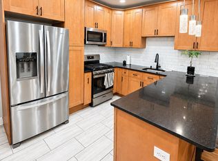 457 Division St, Perth Amboy, NJ 08861