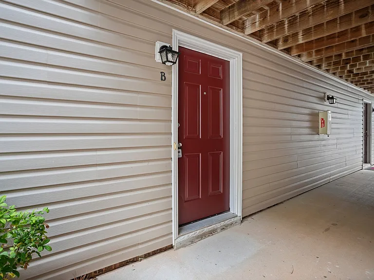 5659 Hornaday Rd #B — Photo 16