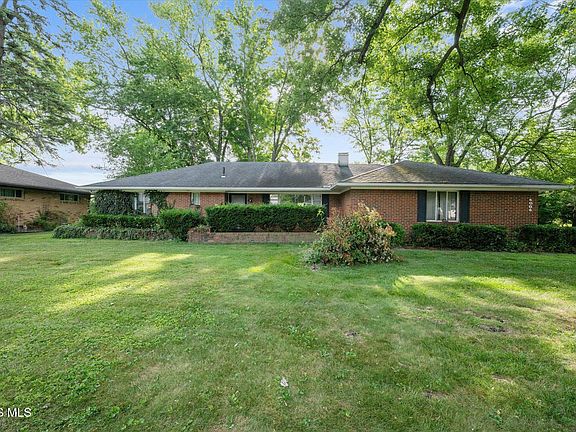 3rd image of 6006 Elden Dr