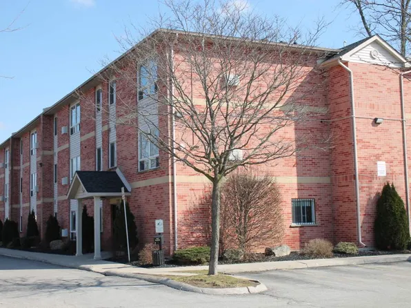 1275 Bentley Dr, London, ON N5V 4M4