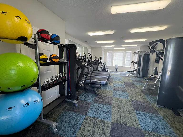 Enclave at Wolfchase — Photo 13