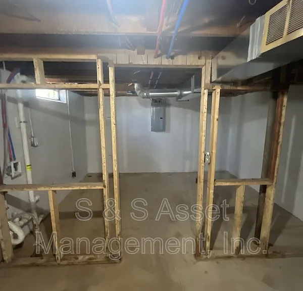 4106 Stillwell Ave — Photo 36