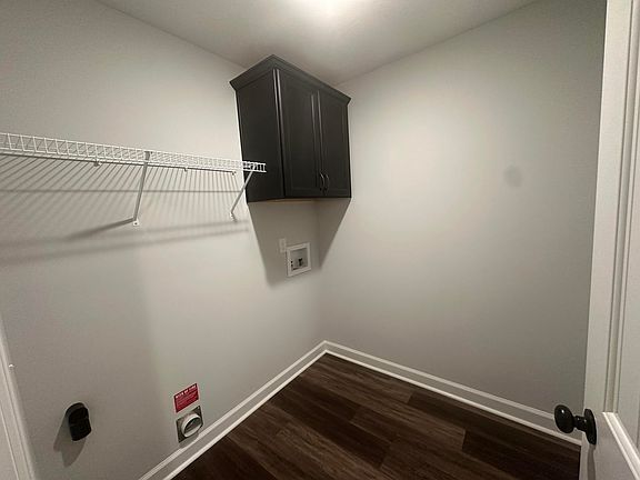 5th image of 3345 Stockport Drive