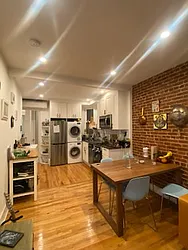 Rented by R New York