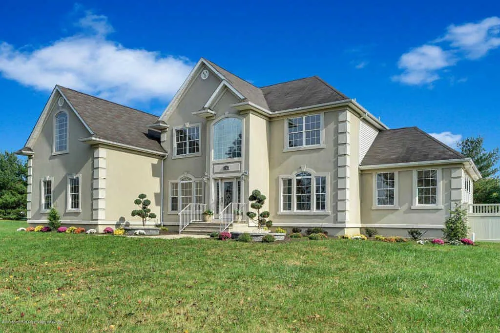 5 Susan Ct photo 1