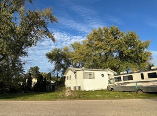 25174 W Claridan Ave, Antioch, IL 60002