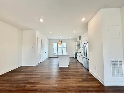 4017 Arvida Ln. Charlotte, NC 28208 - - — Photo 4