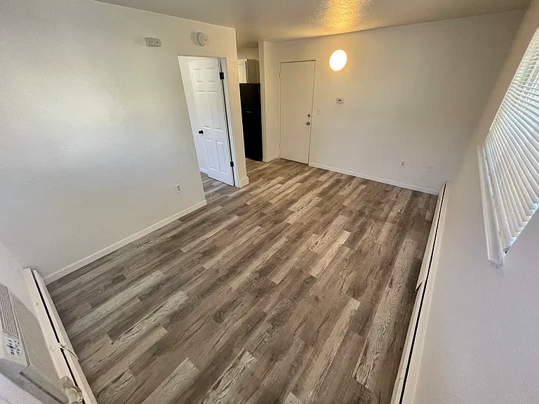 11910 E 14th Ave #1-8 — Photo 6