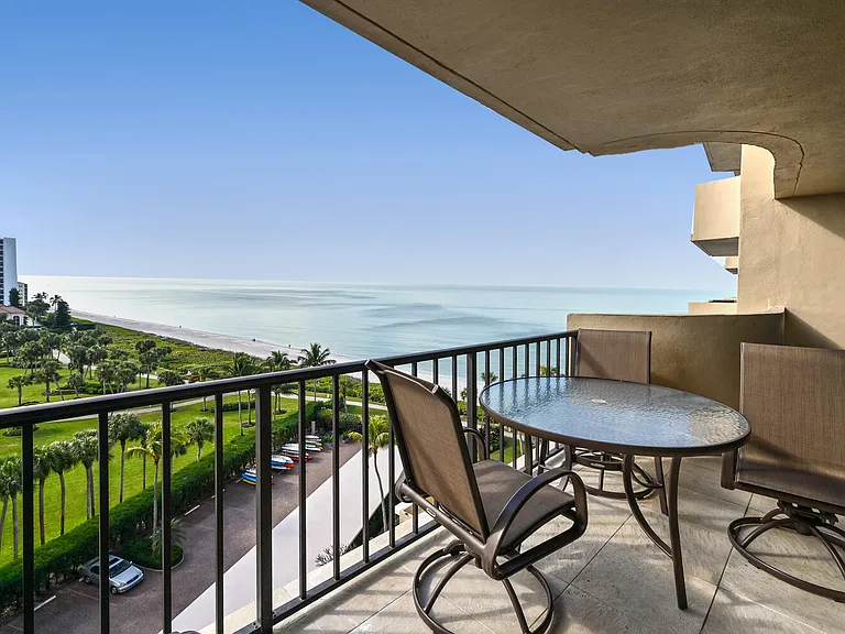 4001 Gulf Shore Blvd N — Photo 3