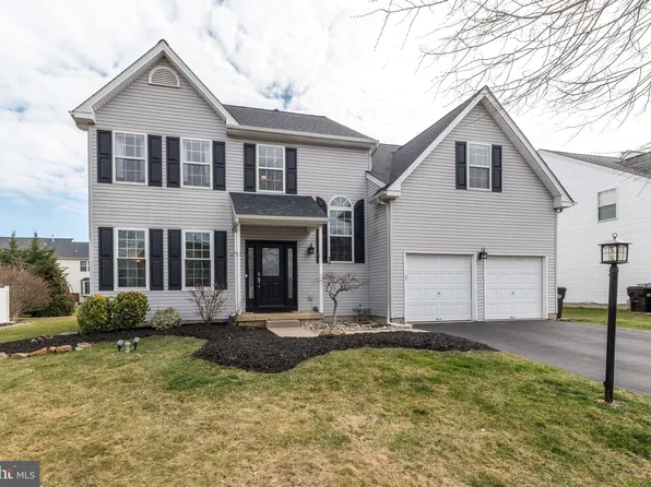 308 Fox Ln, Perkasie, PA 18944