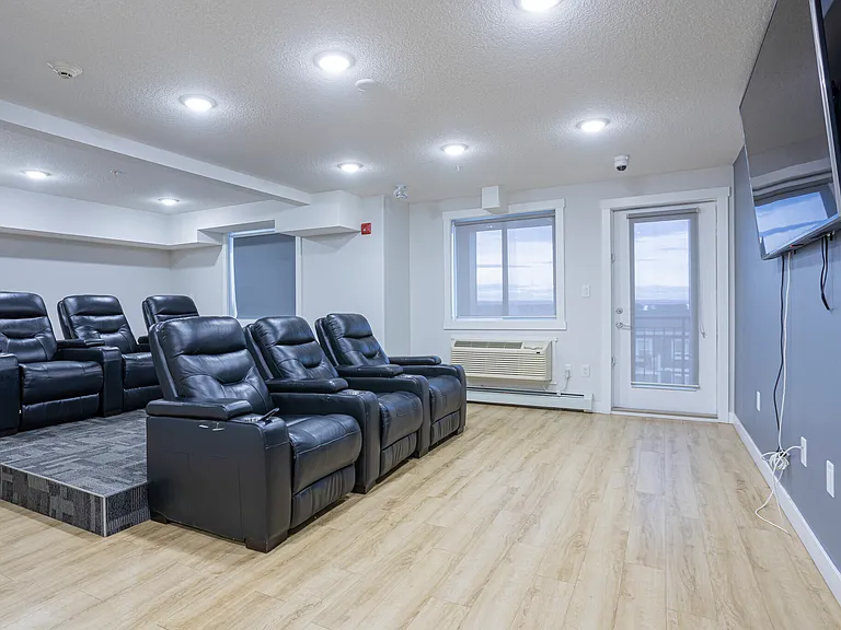 181 Skyview Bay NE — Photo 36