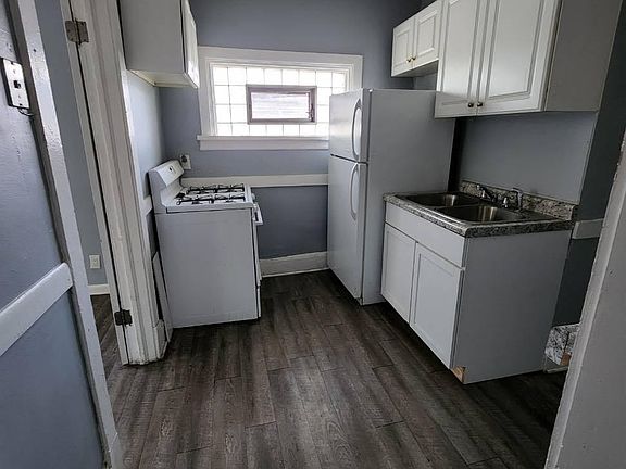 4th image of 4731 Tod Ave #2C