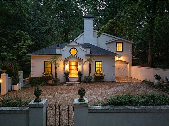 3rd image of 2760 Northside Dr NW