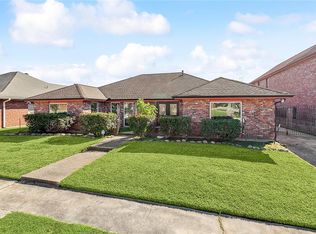 7300 Farwood Dr, New Orleans, LA 70126