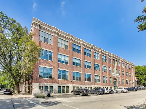 (undisclosed Address), Evanston, IL 60202