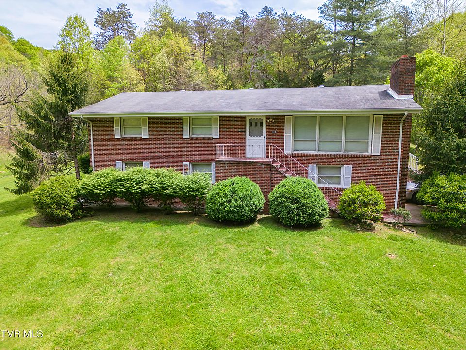 1st image of 233 Shannon Ln