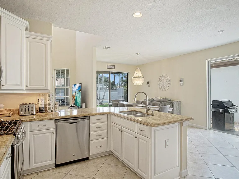 8176 Quail Meadow Way — Photo 11