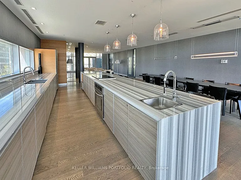 4K Spadina Ave #1618 — Photo 25