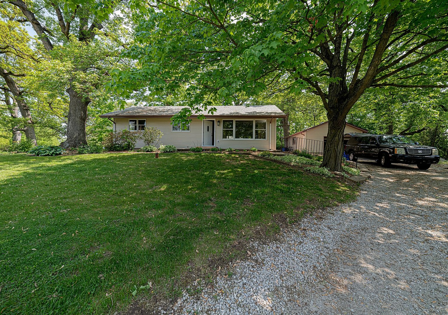 197 Arrowhead Rd, New Lenox, IL 60451 MLS 11789620 Zillow