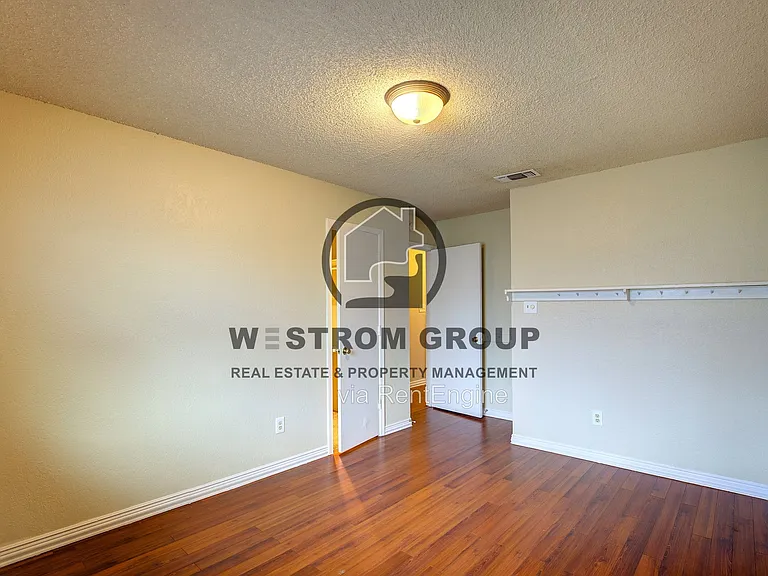 5307 School Hill Cir — Photo 23