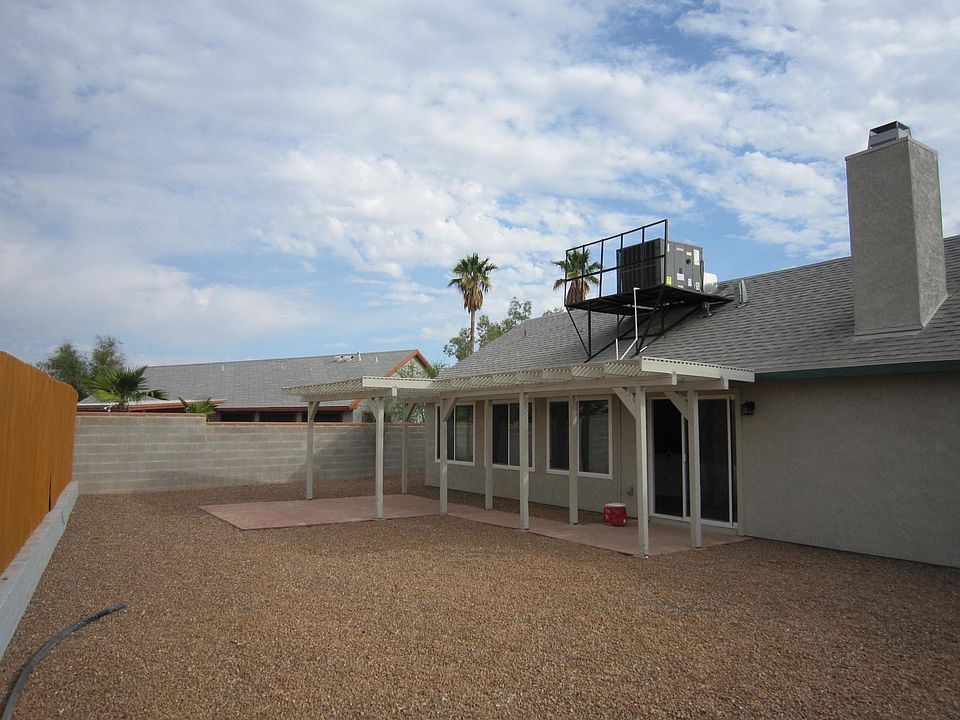 2nd image of 7130 S Camino Libertad