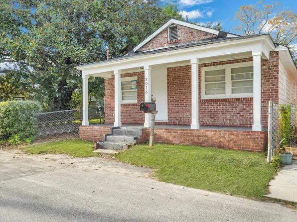 2016 Echo Ave, North Charleston, SC 29405