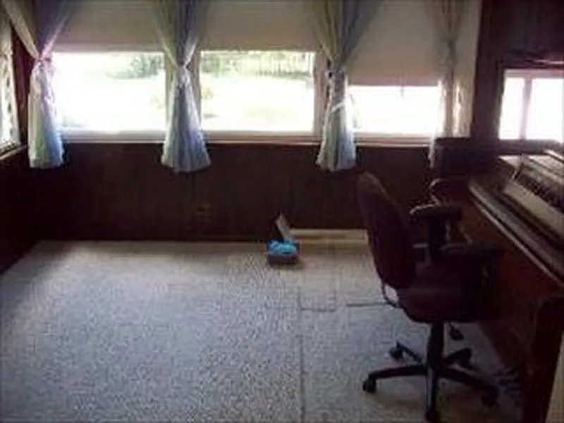 Thumbnail 12
